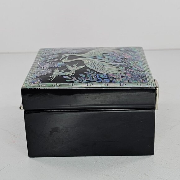 Mother Of Pearl February Mountain Crane Miniature Jewelry Box - Picture 7 of 11